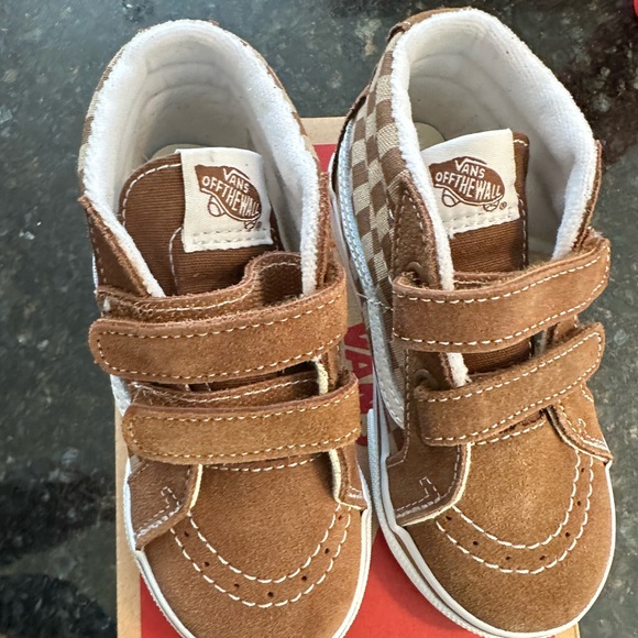 Vans Toddler Sk8-Mid Reissue V Shoe - Picture 3 of 5